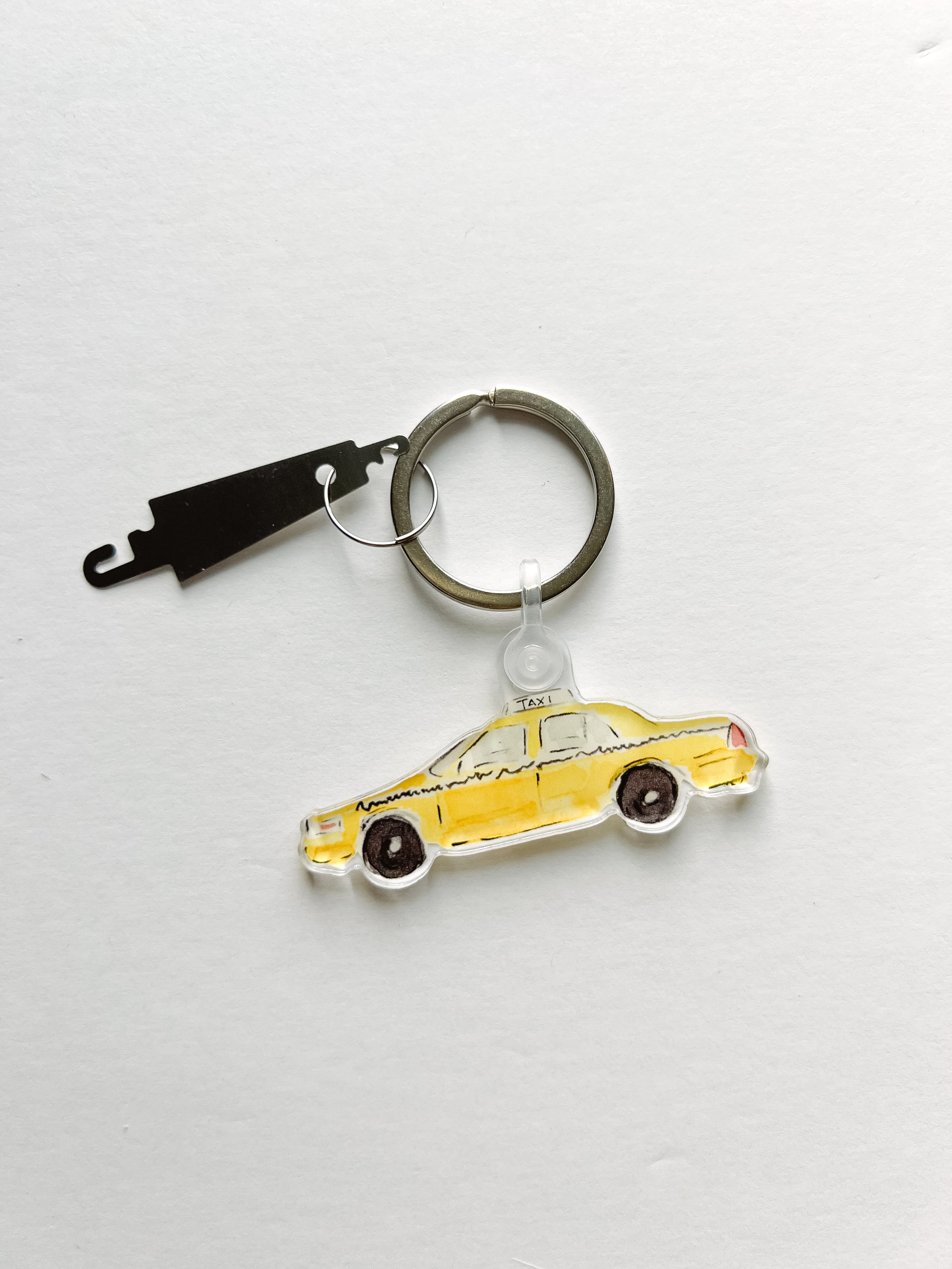 Keychain & Needle Threader: NYC Cab