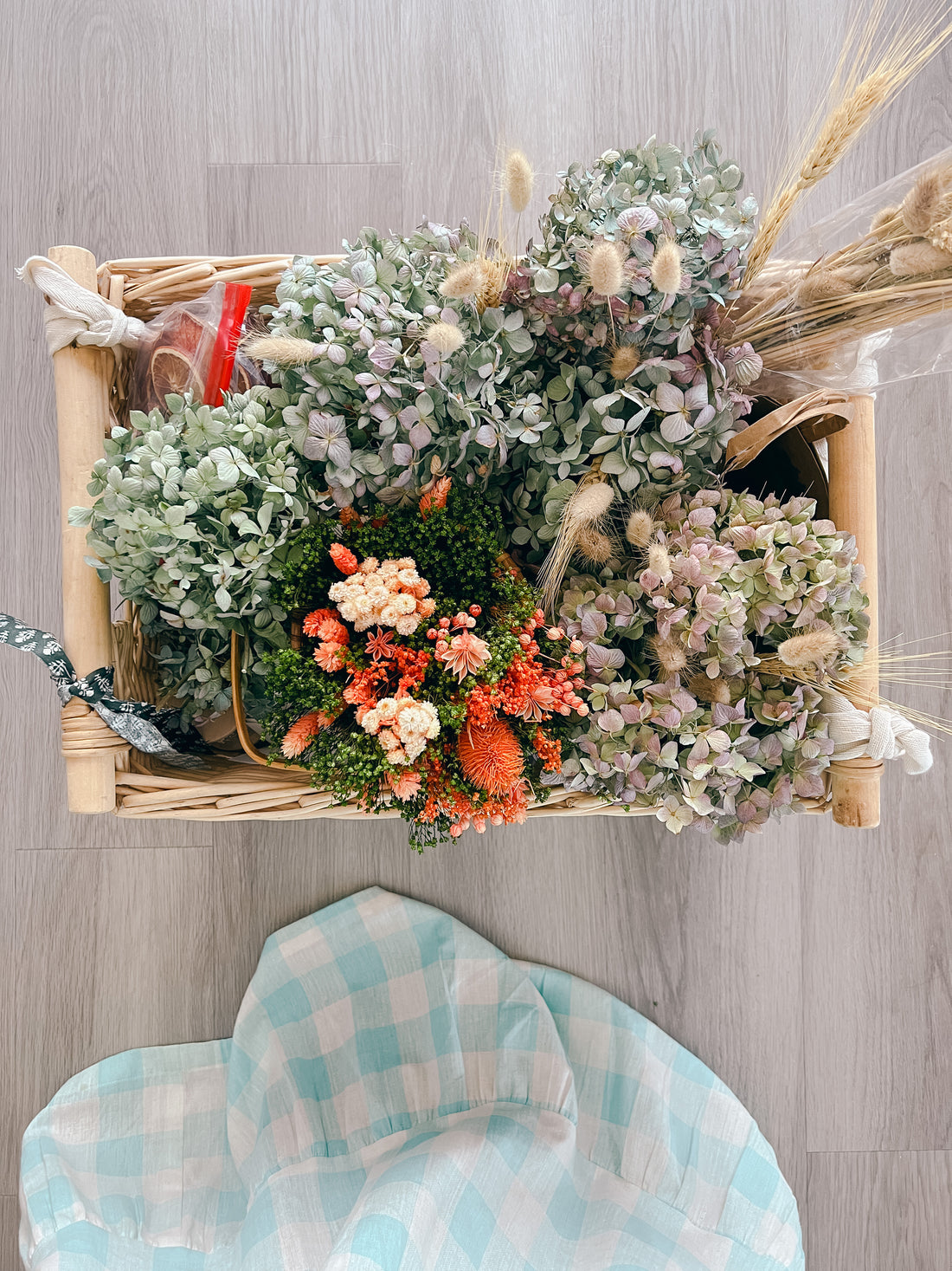 Floral Diary: DIY Thanksgiving Tablescape