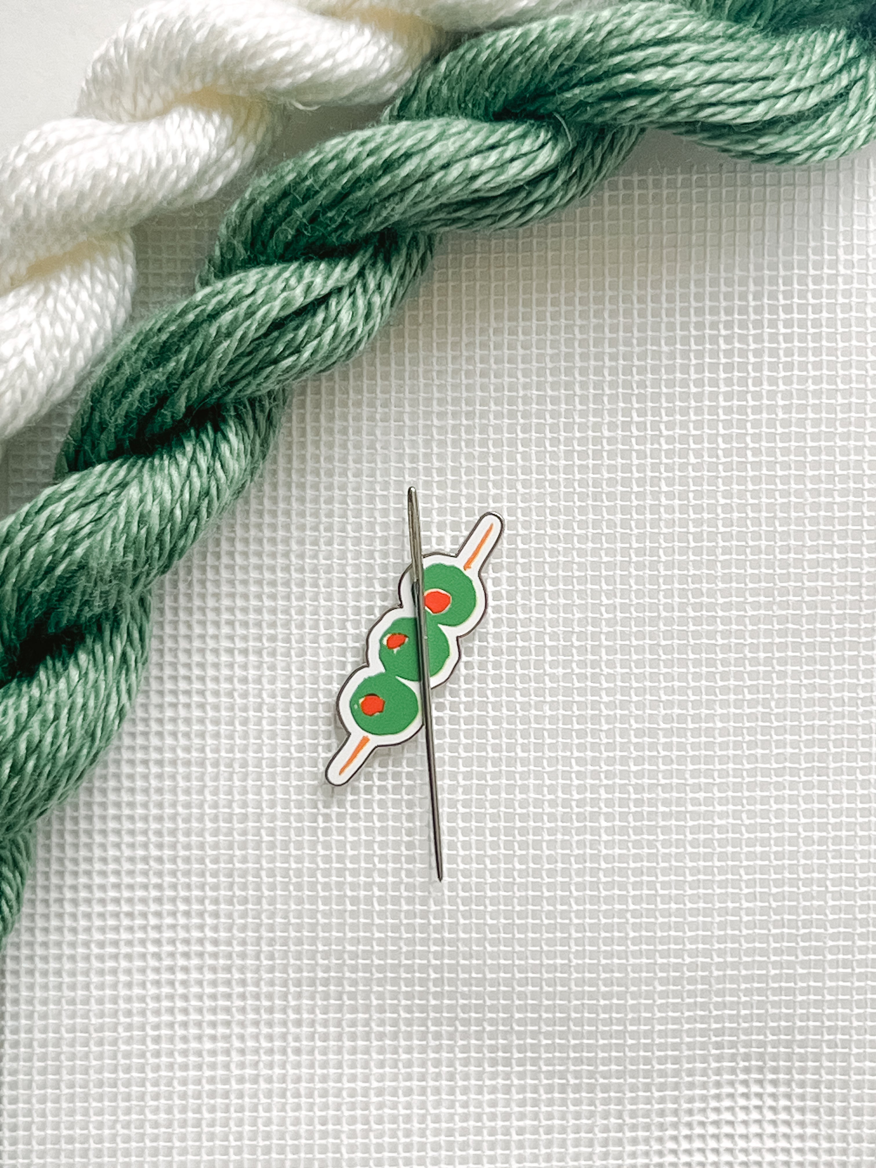 Olive Needle Minder | Magnetic Needlepoint Accessory